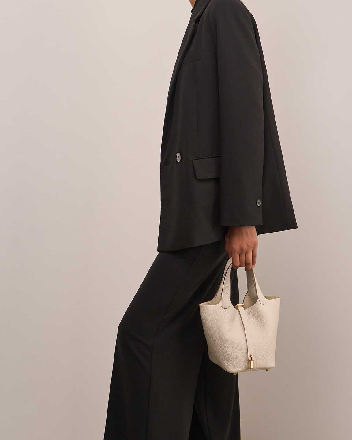 Alternative view of Hermès Picotin 18 Clemence Craie