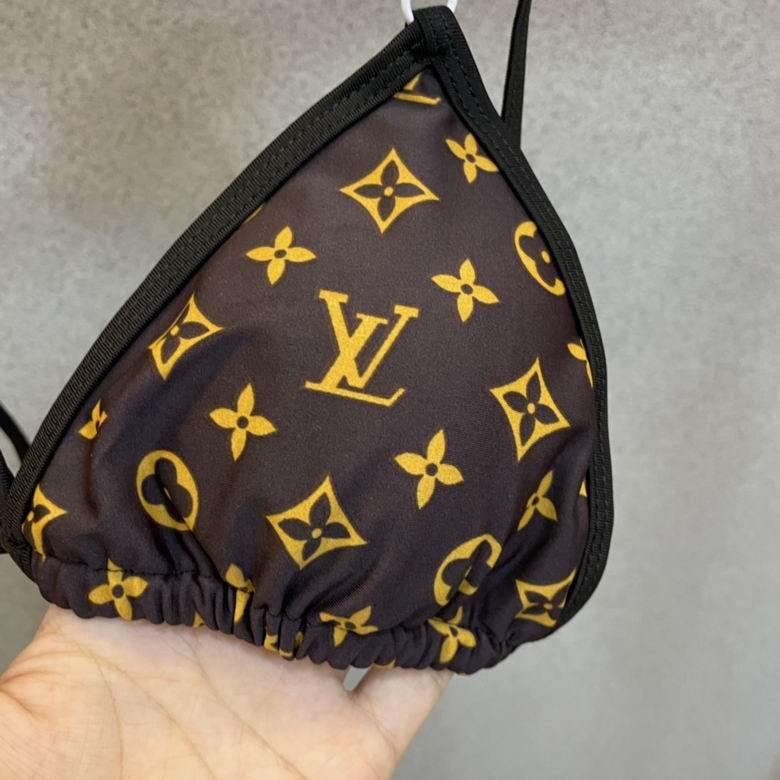 Louis Vuitton - Image 3