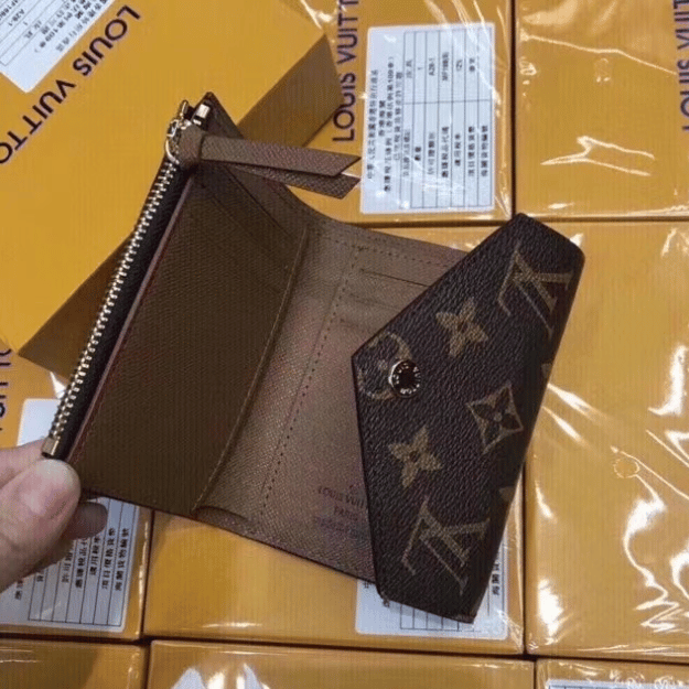 Louis Vuitton Victorine Wallet Monogram 4.7 Inches M62472 - Image 7