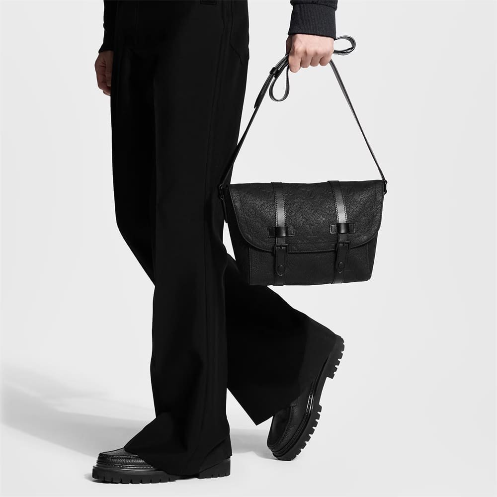 Louis Vuitton Christopher Messenger - Image 3
