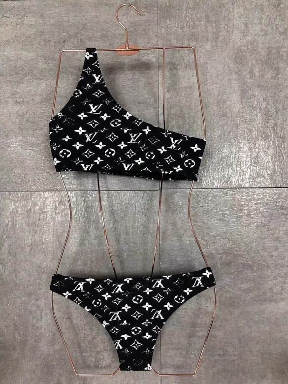 Alternative view of Louis Vuitton