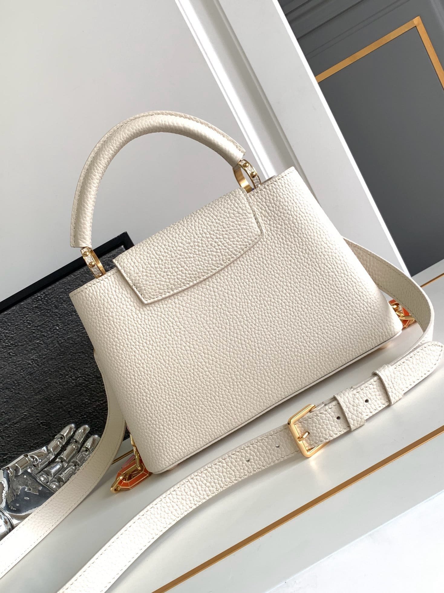 Louis Vuitton Capucines BB Taurillon - Image 3