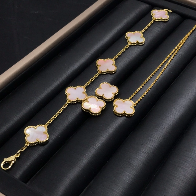 Pink Shell Clover Bracelet & Necklace Jewelry Set