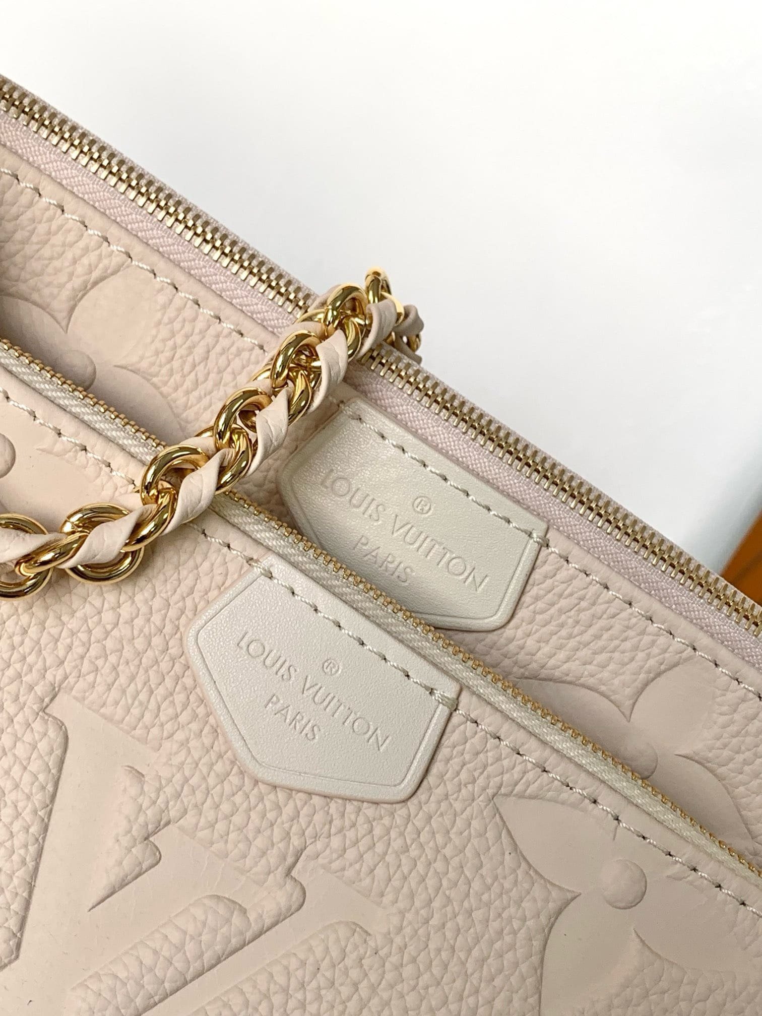 Louis Vuitton Multi Pochette Accessoires - Image 6
