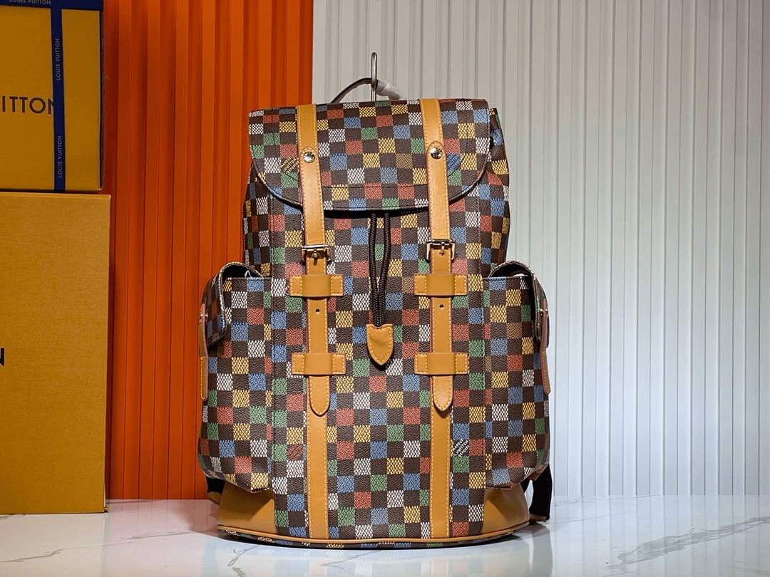 Alternative view of Louis Vuitton Christopher MM LVers Damier