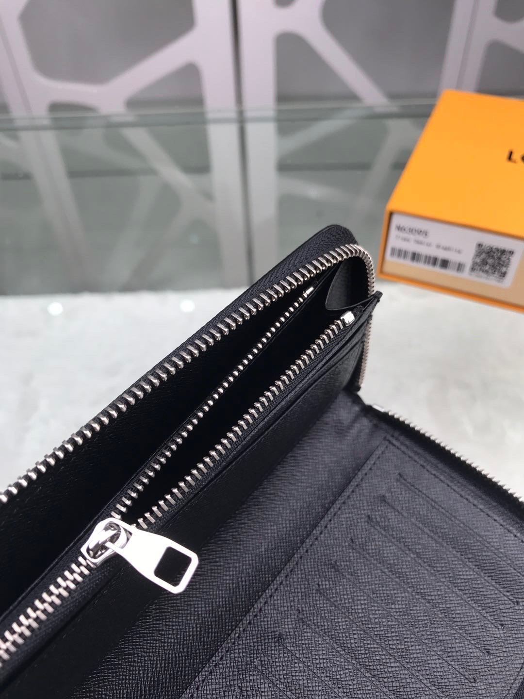 Alternative view of Louis Vuitton Zippy Wallet Vertical Damier Graphite Canvas For Men, Men's Wallet 7.9in/20cm LV N63095 - TEMAFES