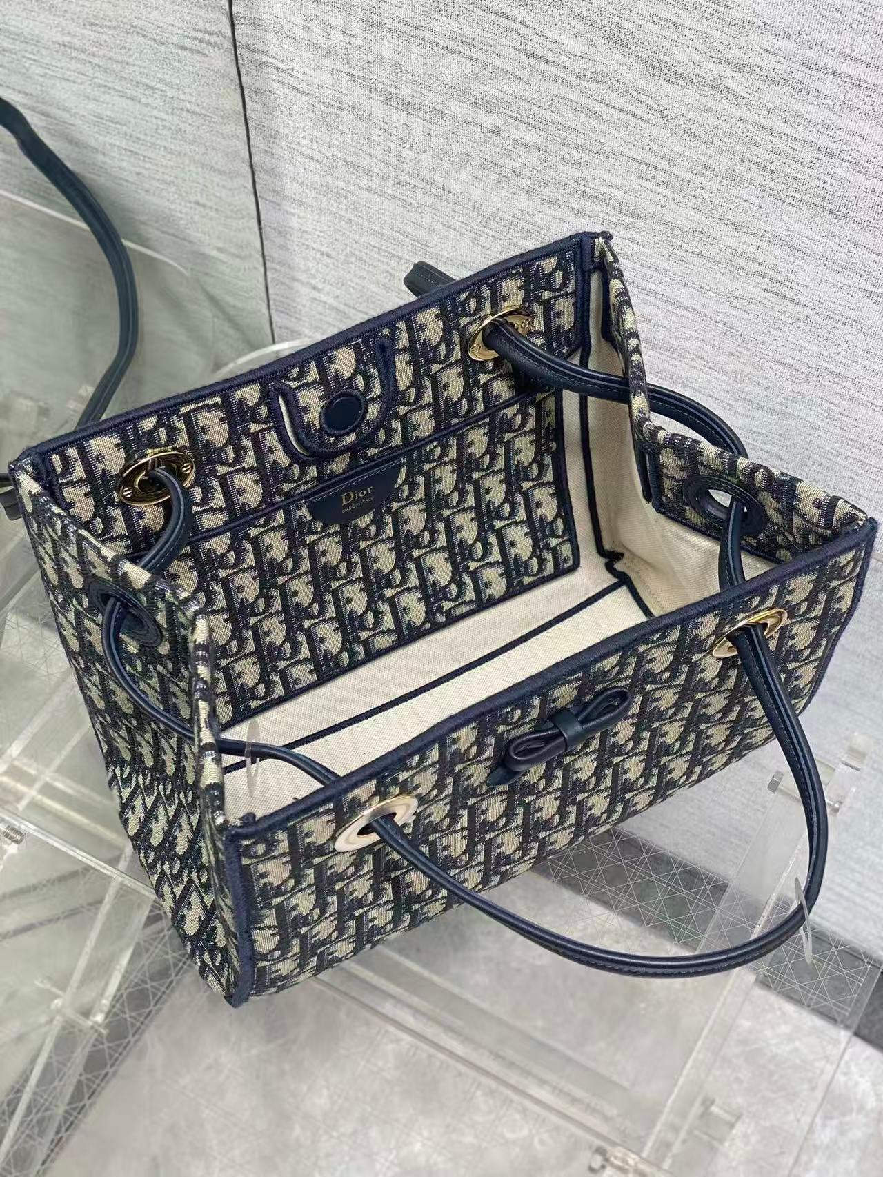 Dior Oblique Bow Jacquard Canvas Medium Tote Bag - Image 8