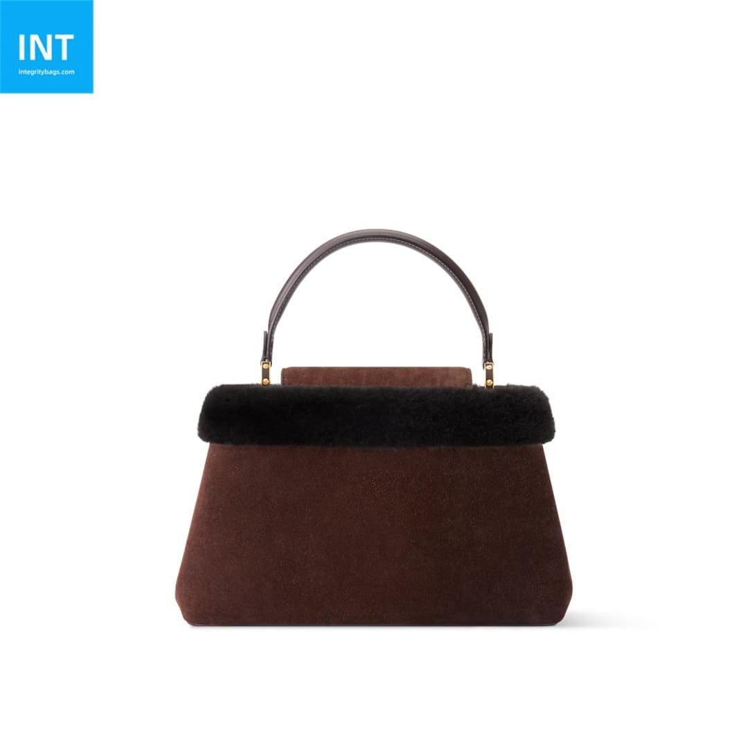 Alternative view of Louis Vuitton Capucines MM Souple