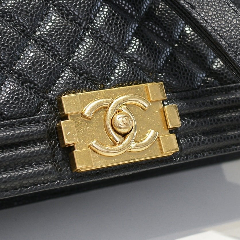 Chanel Boy Grained Leather Handbag - Image 6