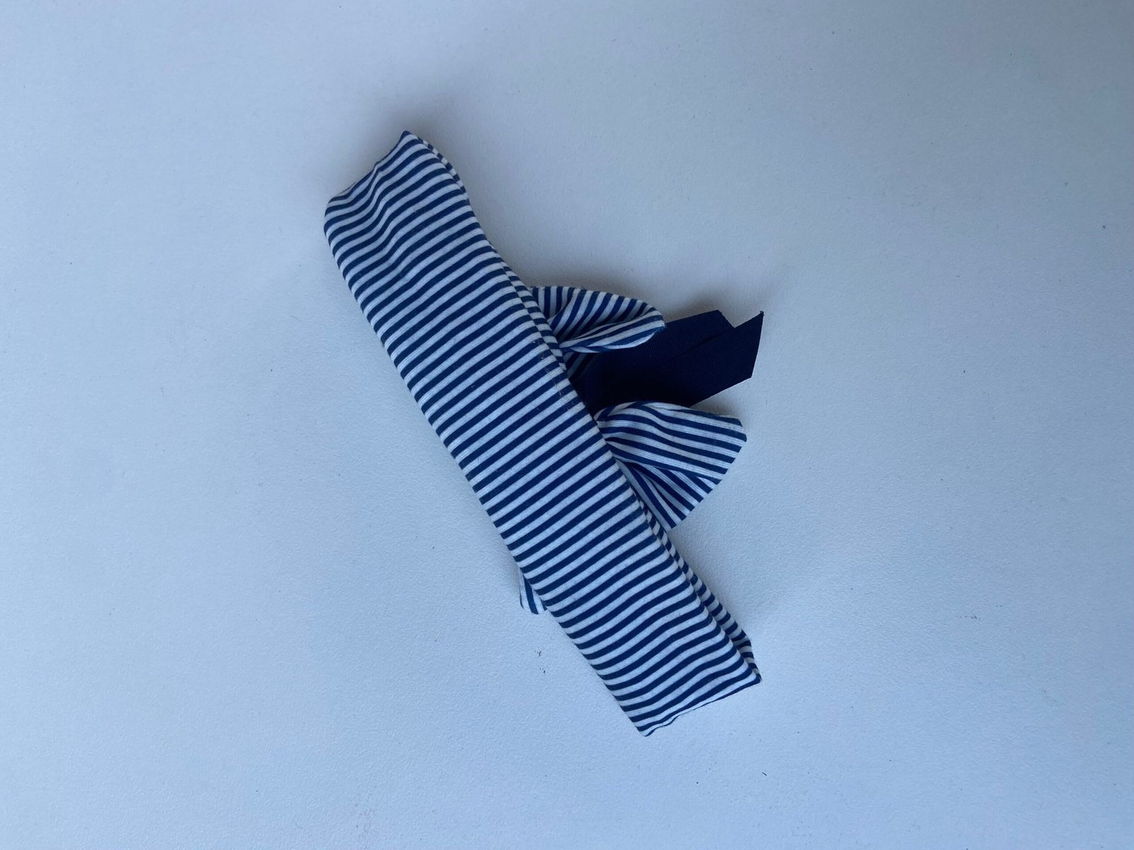 Gucci Stripe Fabric Bow Hair Barrette - Image 2