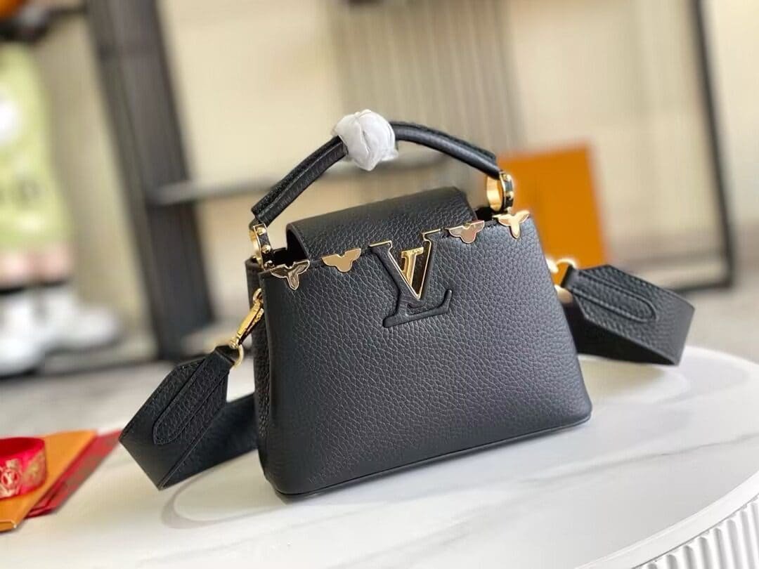 Louis Vuitton Capucines Mini Taurillon - Image 3