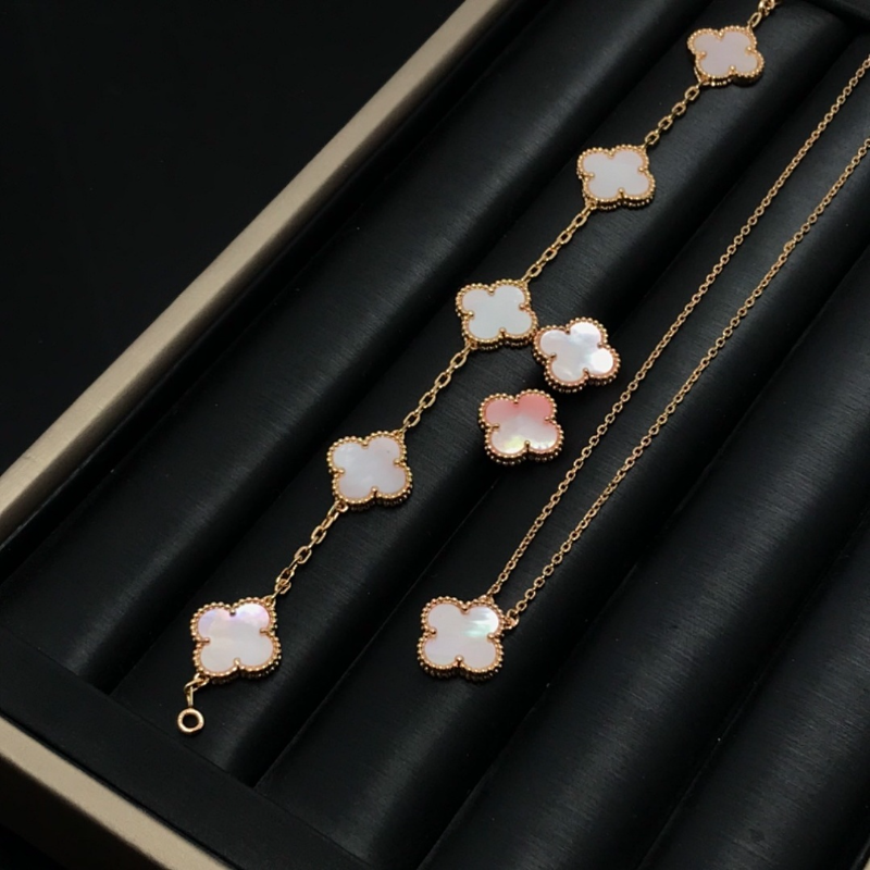 Alternative view of Pink Shell Clover Bracelet & Necklace Jewelry Set