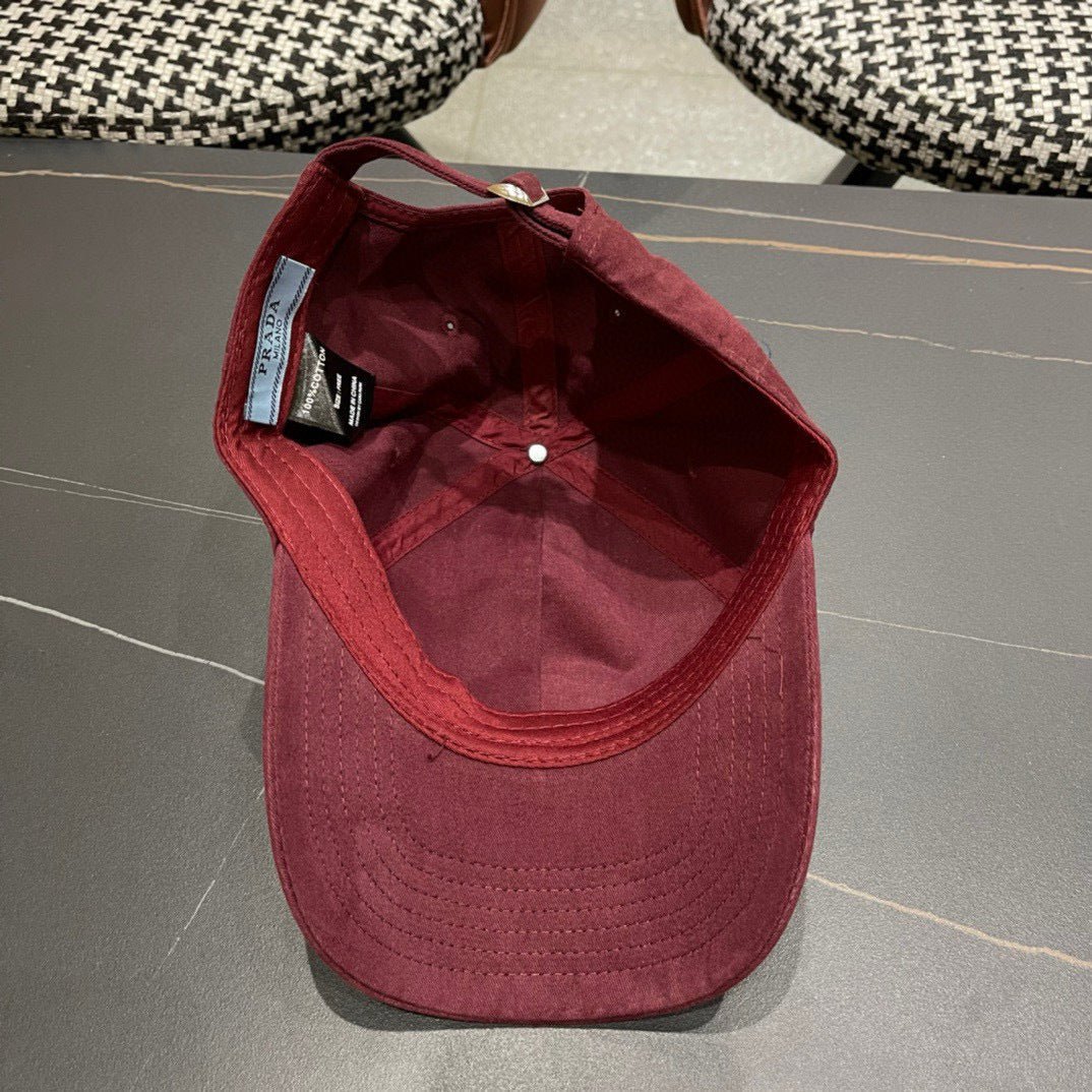 Alternative view of CASQUETTE PRADA