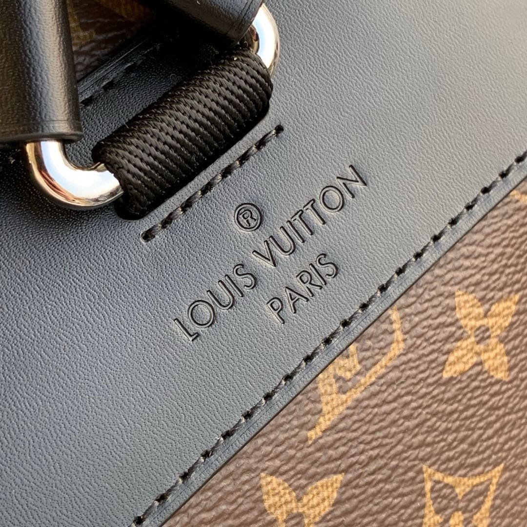 Louis Vuitton Christopher MM Classic - Image 7