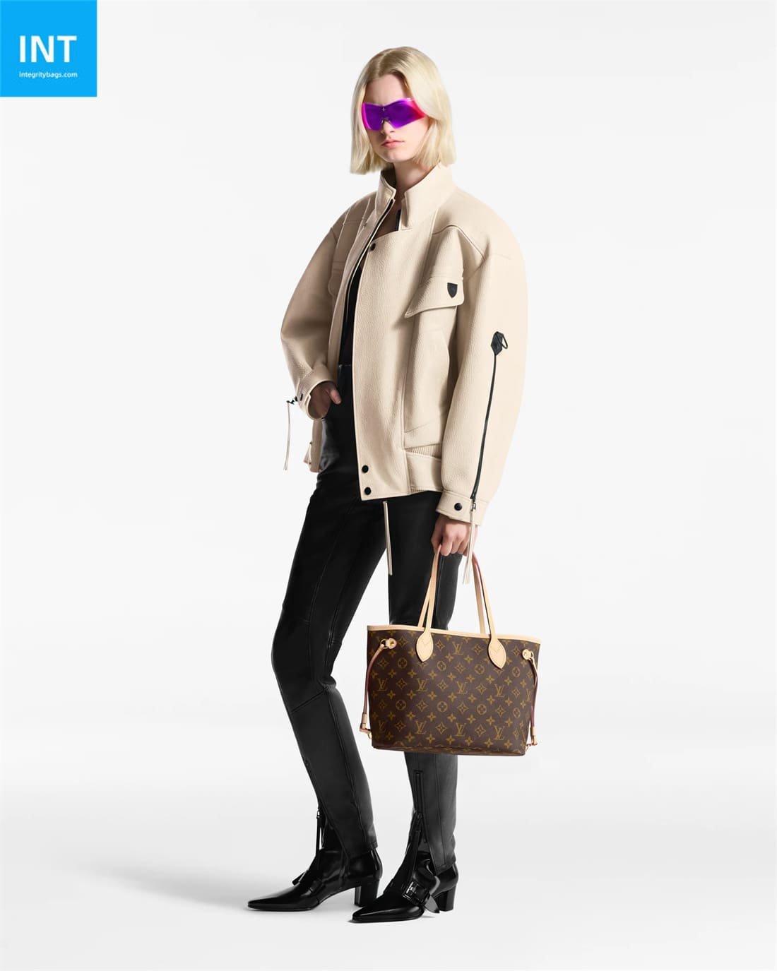 Alternative view of Louis Vuitton M46979 Neverfull PM