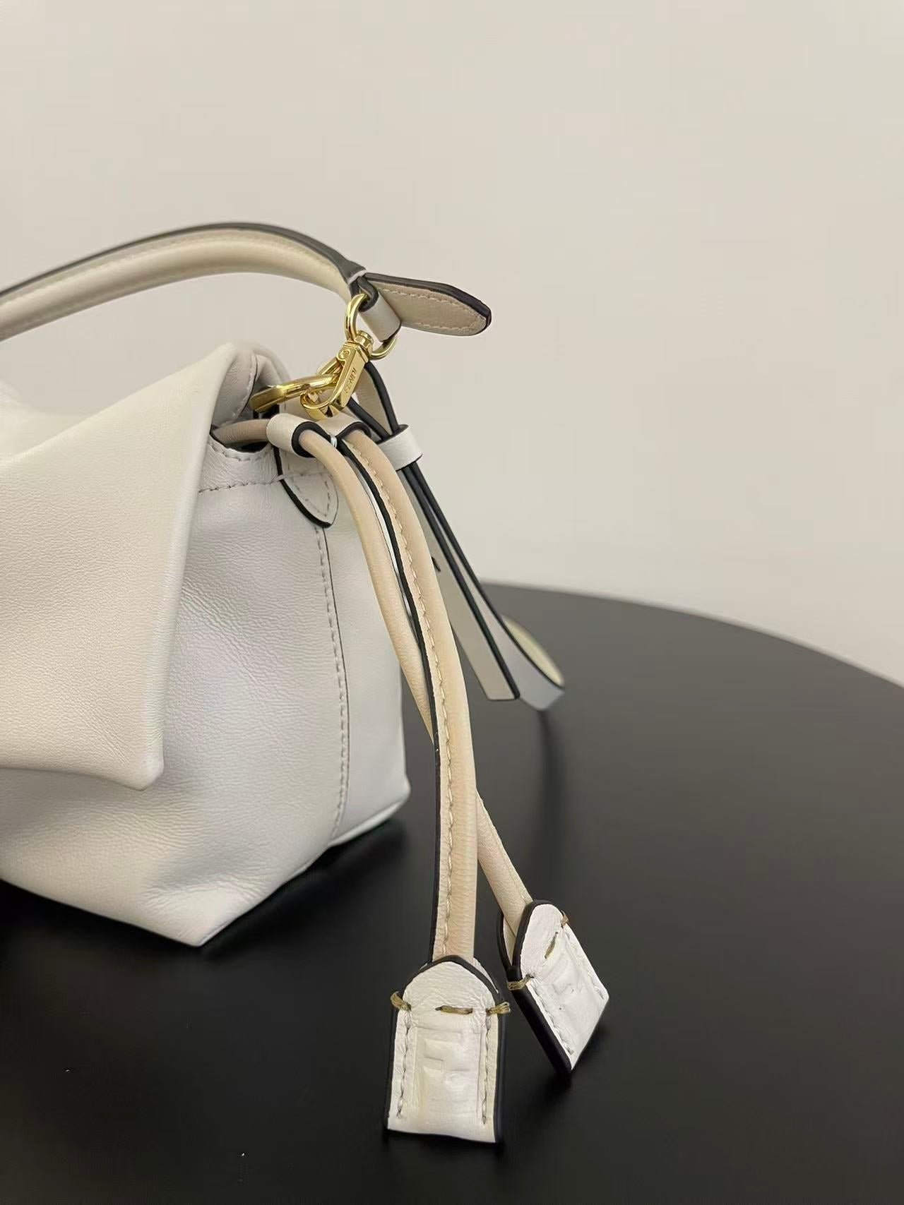 Fendi Mamma Baguette Small Sheepskin - Image 4