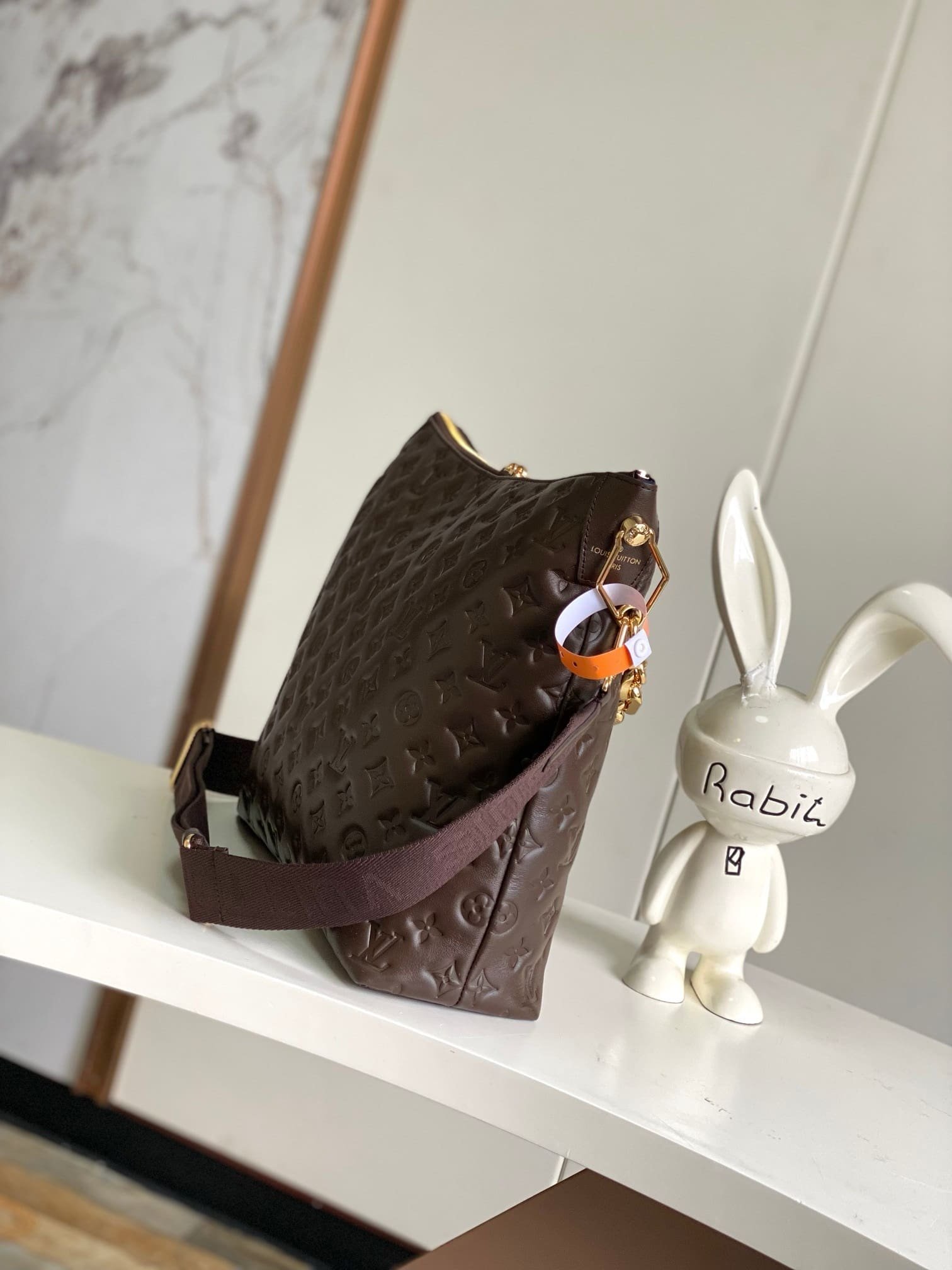 Louis Vuitton Coussin Hobo MM Chocolat - Image 3