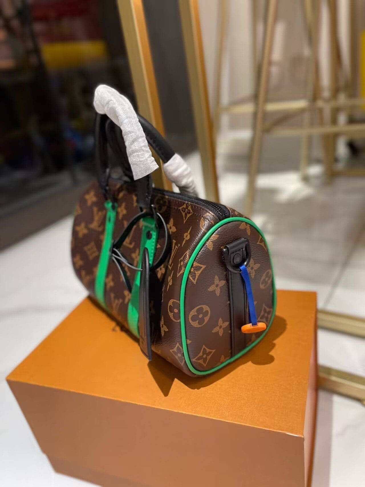 Alternative view of Louis Vuitton Keepall Bandouliere 25