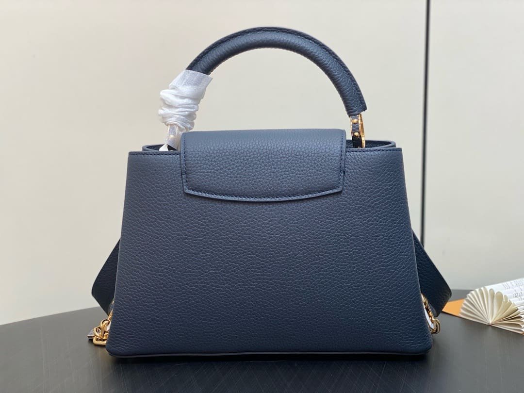 Louis Vuitton Capucines BB Taurillon - Image 4