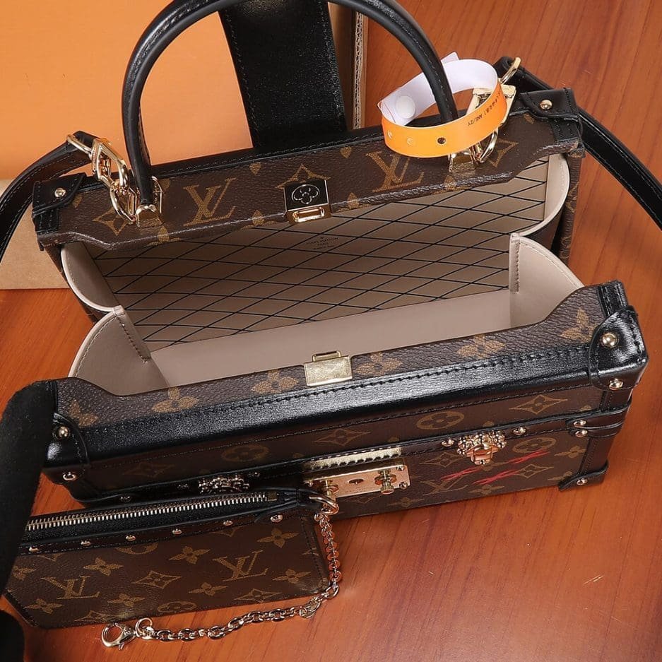 Louis Vuitton Petite Malle - Image 3