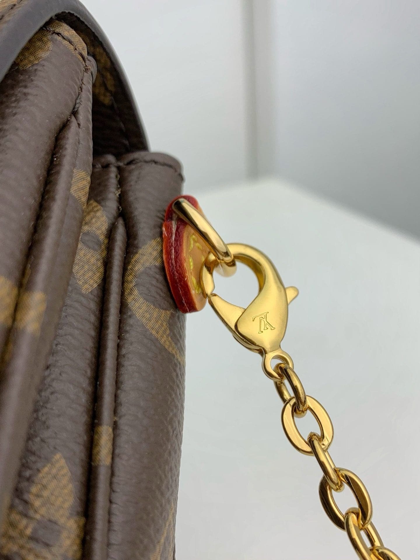Louis Vuitton Micro Métis Mini Chain - Image 9