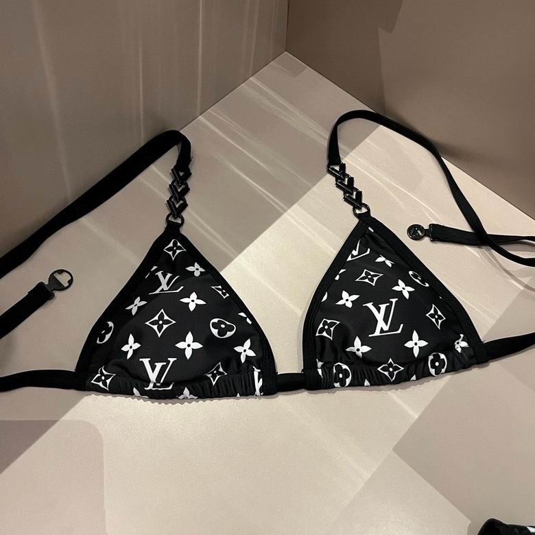 Alternative view of Louis Vuitton
