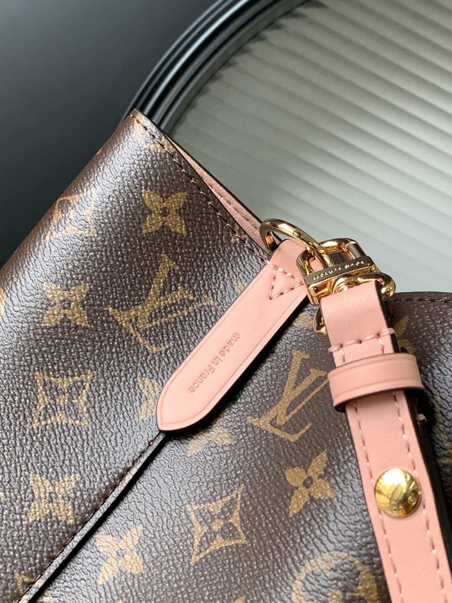 Louis Vuitton Noe MM Pink Monogram - Image 7
