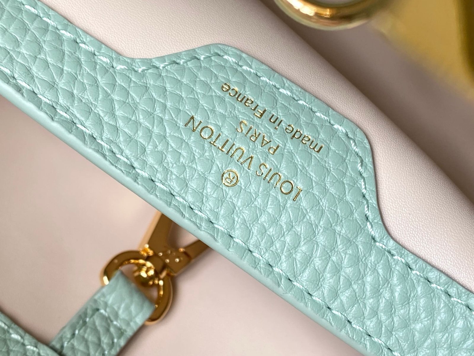 Louis Vuitton Capucines BB Taurillon - Image 7