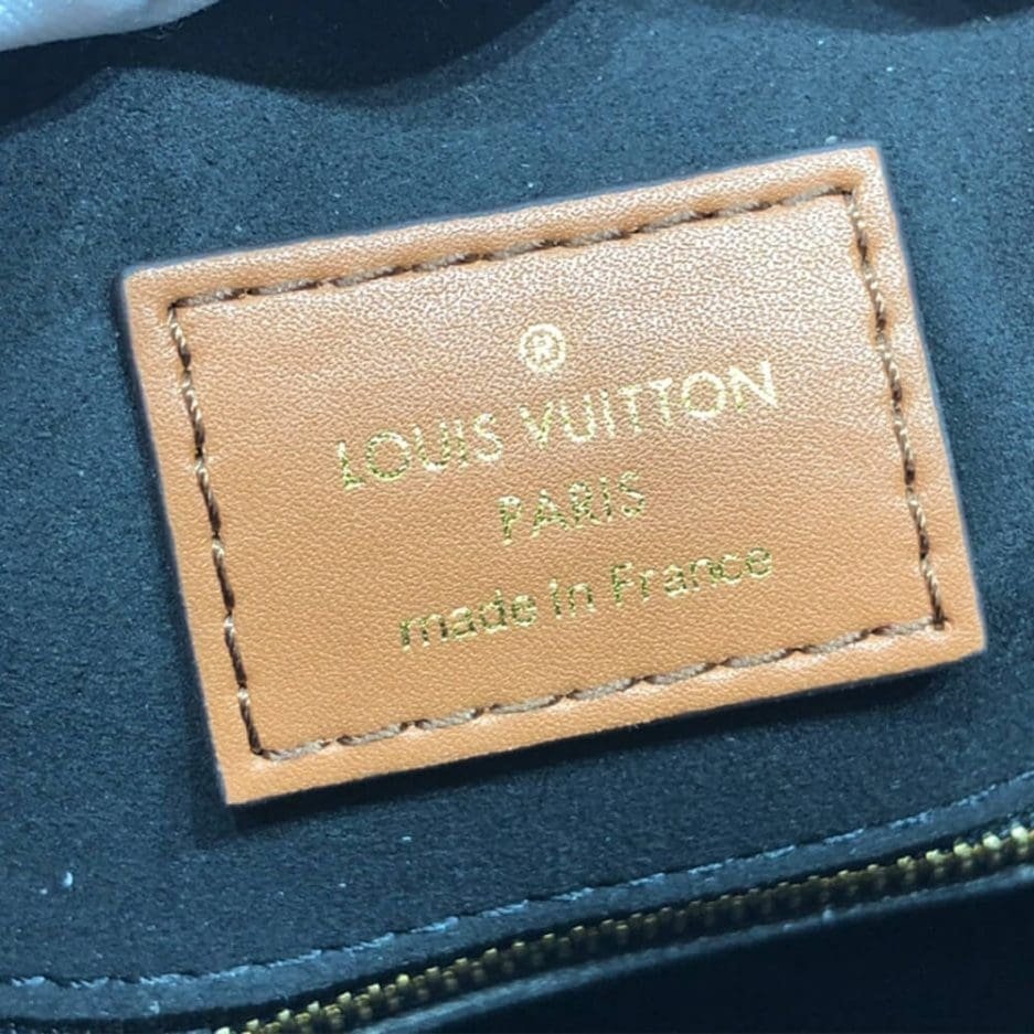 Louis Vuitton Speedy 25 Solid Black - Image 4