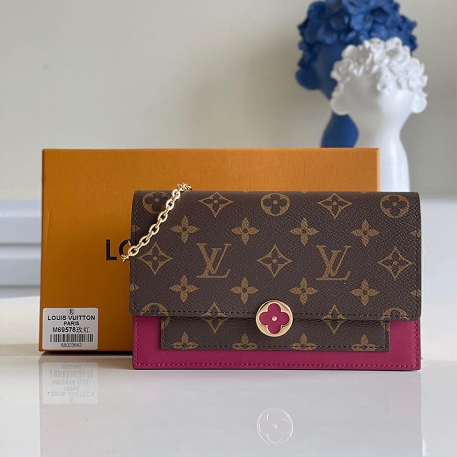 Alternative view of Louis Vuitton Flore Chain WOC Fuchsia