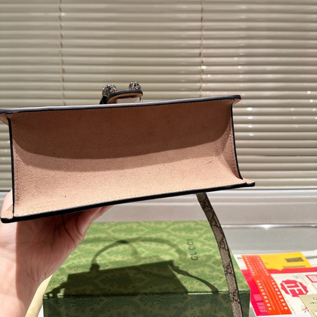 Gucci Dionysus Canvas Handbag - Image 5