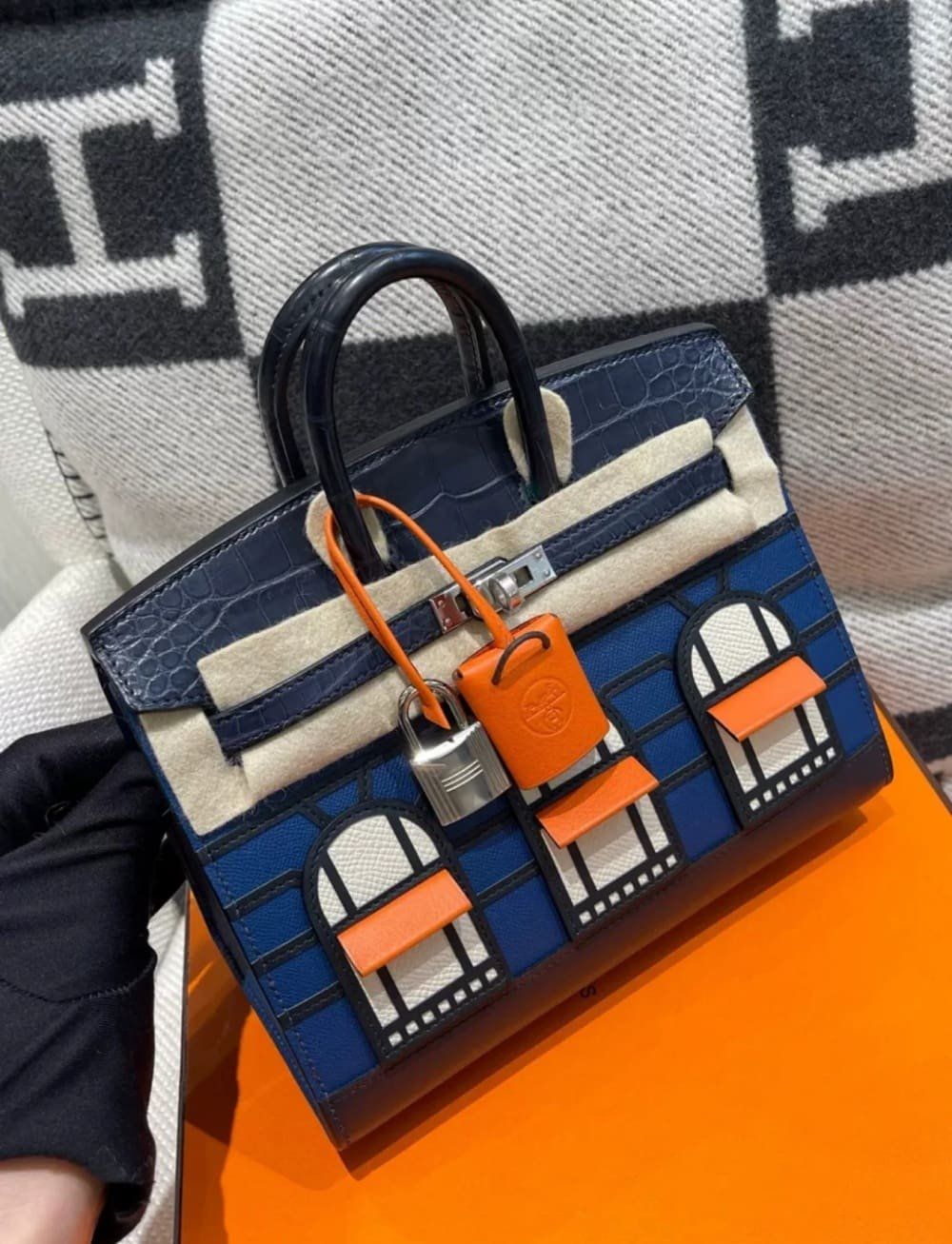 Hermès Faubourg Birkin20 Bleu Marine - Image 4