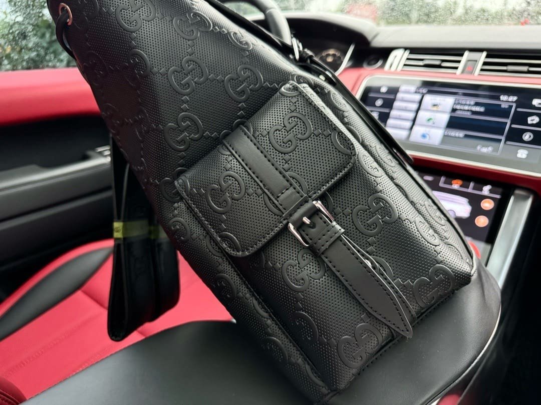 Gucci GG Leather Backpack - Image 7