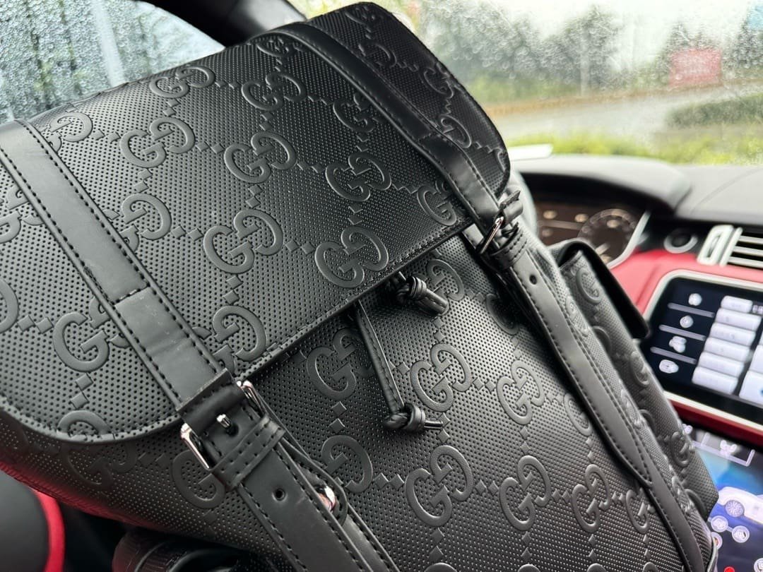 Gucci GG Leather Backpack - Image 6