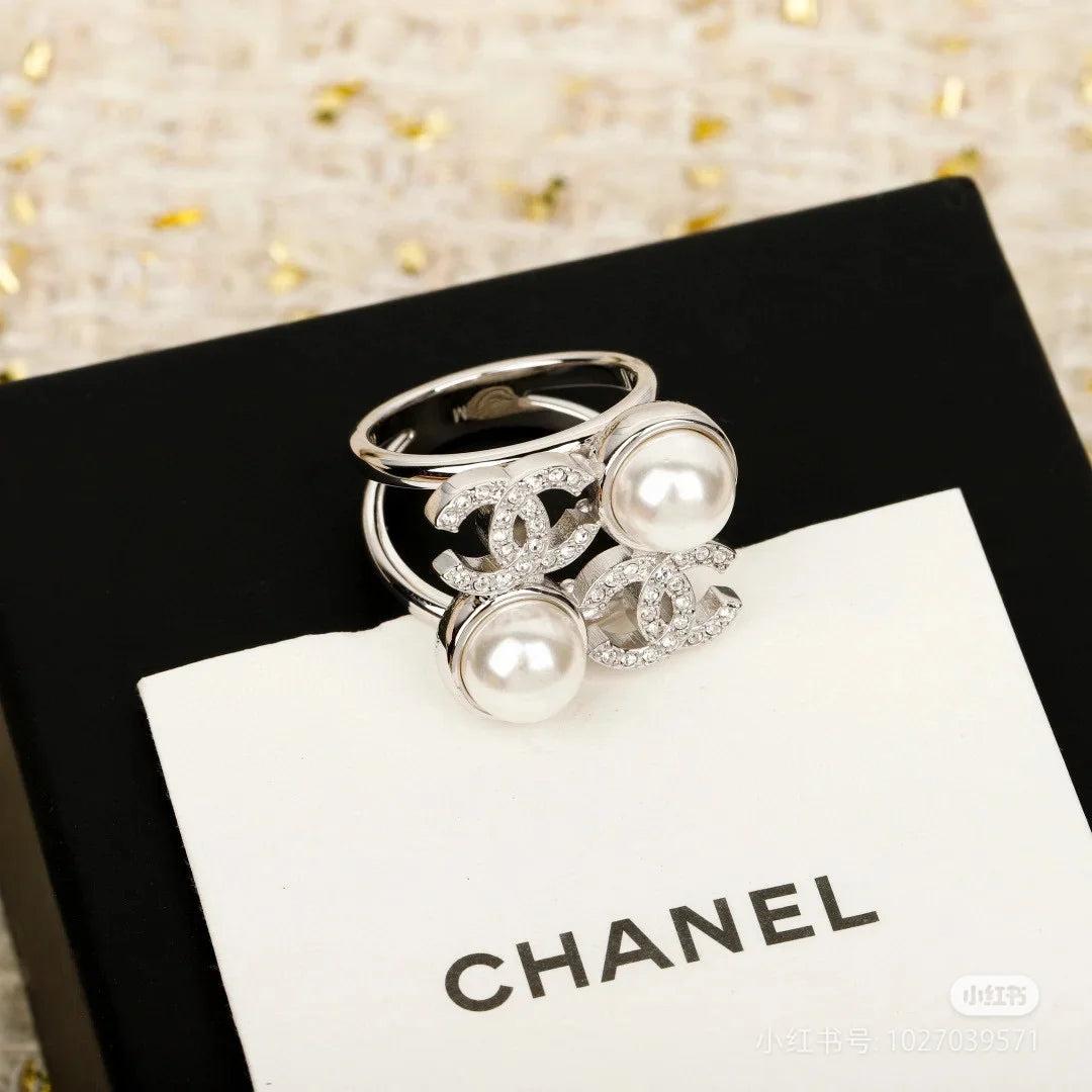Chanel Silver Crystal Pearl Dual CC Open Ring - Image 3