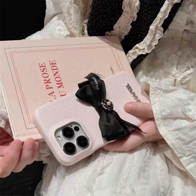 Chanel Bow Camellia Leather Phone Cover - Image 5
