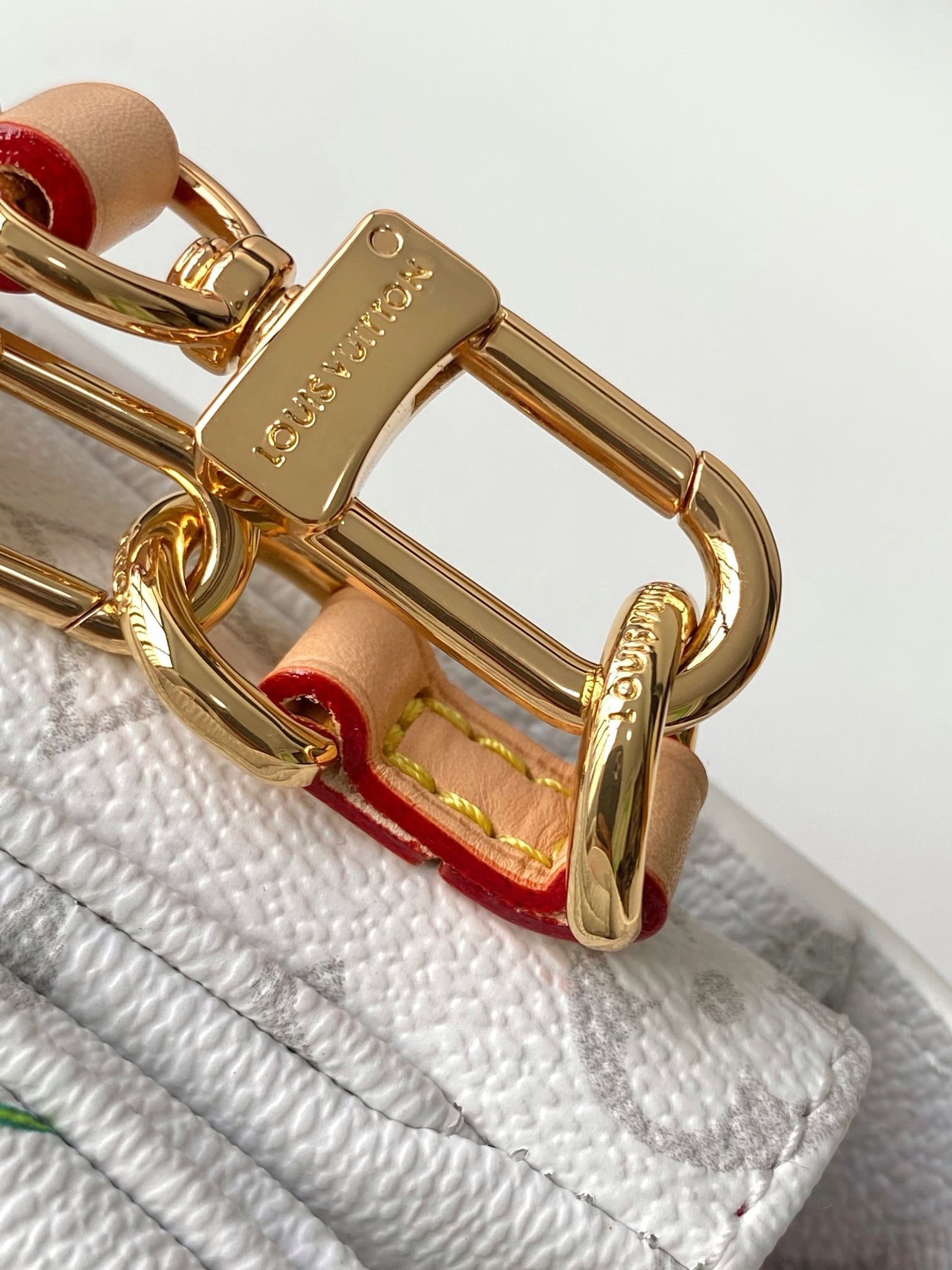 Louis Vuitton Métis East West Cherry - Image 11