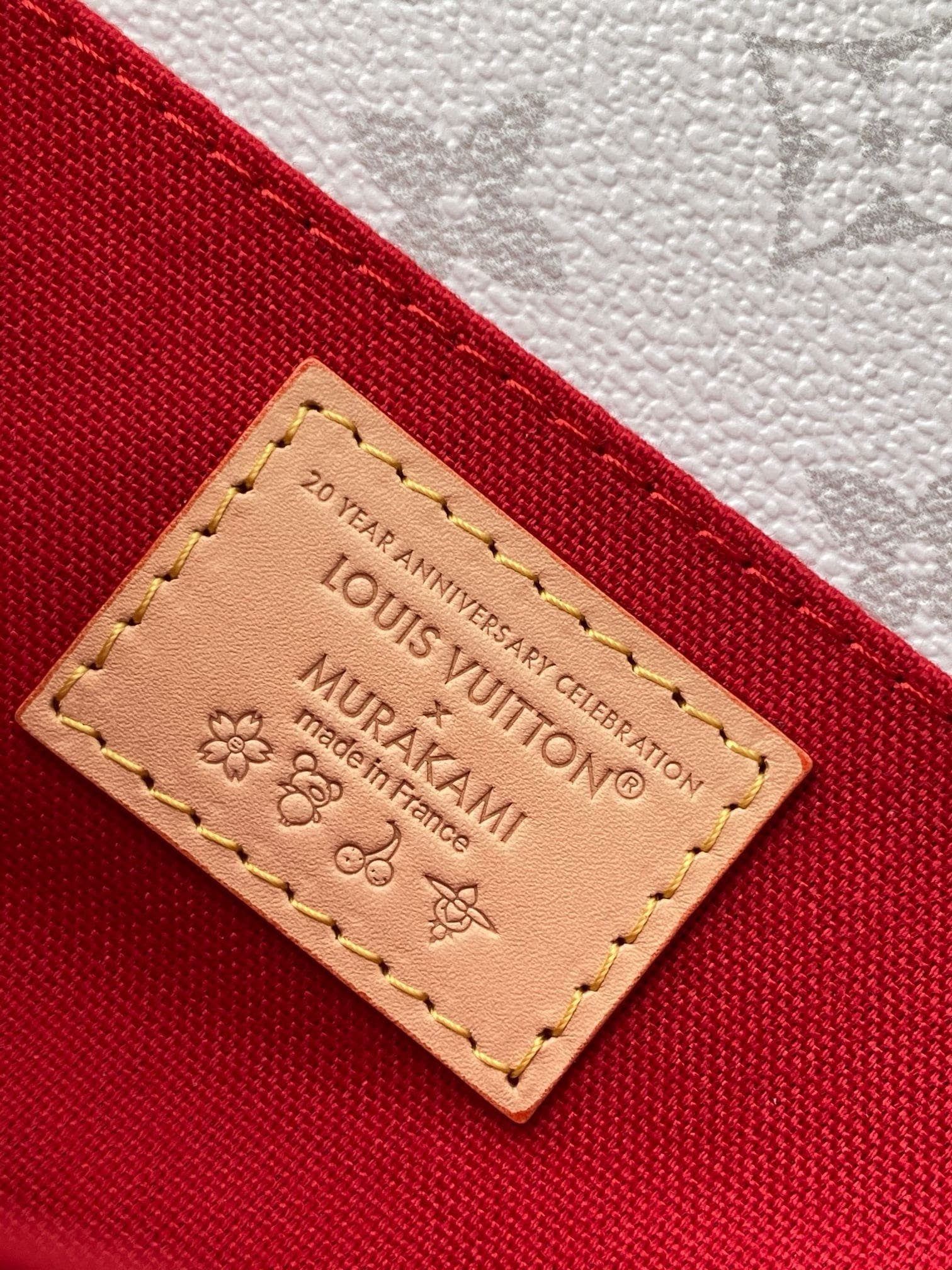 Louis Vuitton Métis East West Cherry - Image 12