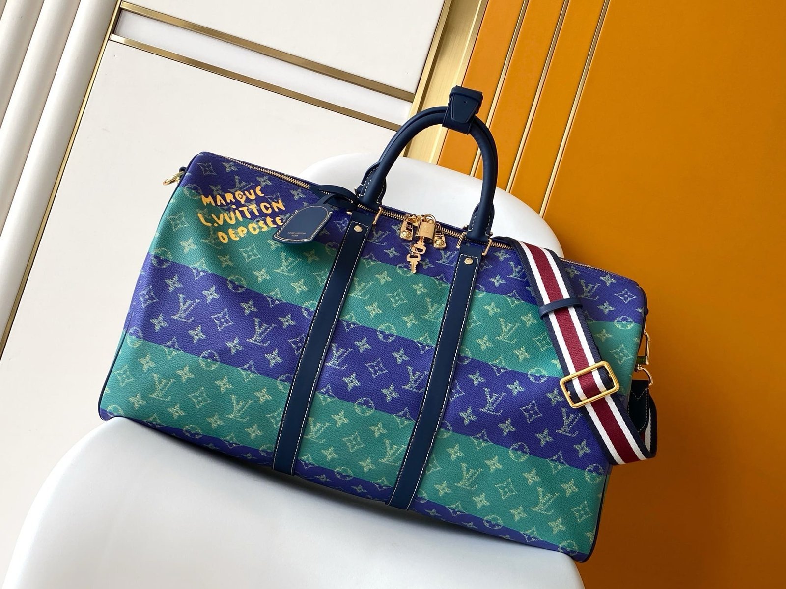 Alternative view of Louis Vuitton M25900 Keepall Bandoulière 50