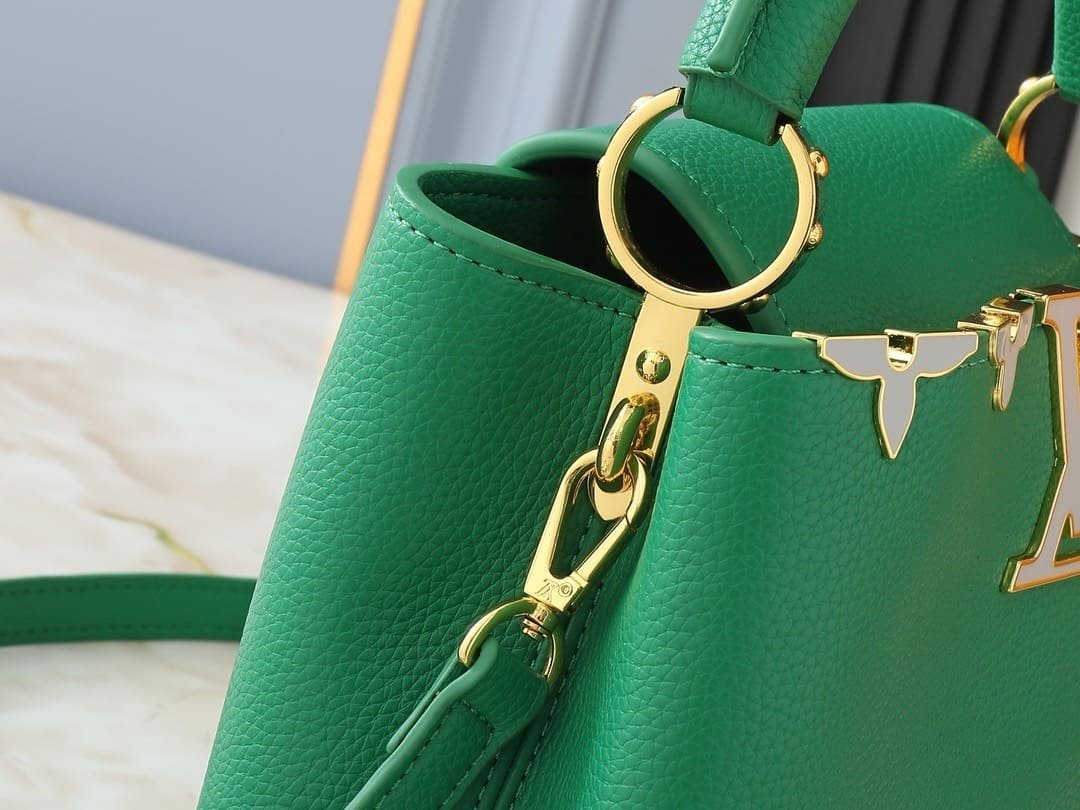 Louis Vuitton Capucines Mini Taurillon - Image 9