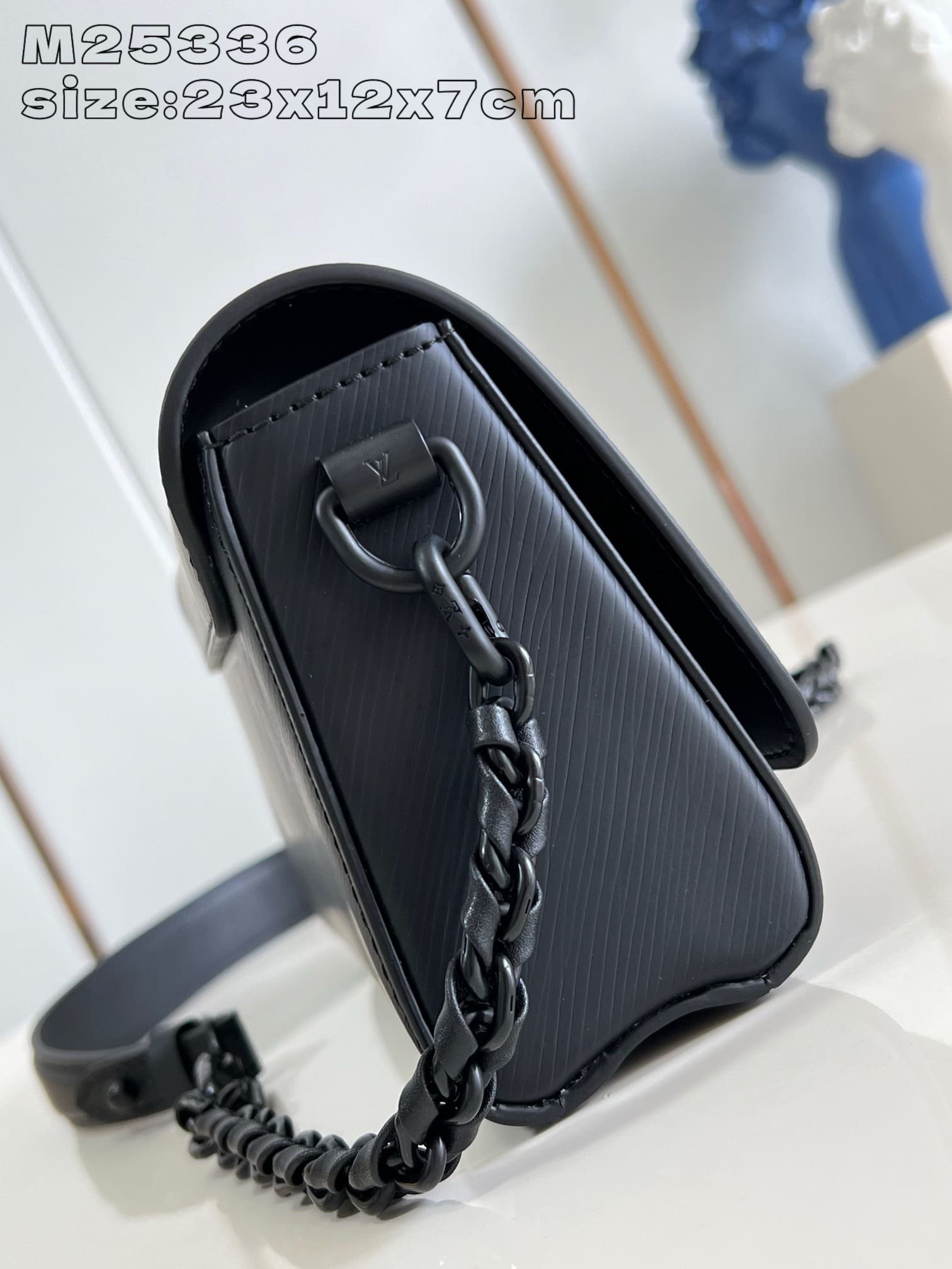 Louis Vuitton Twist West Matte Epi Leather - Image 5