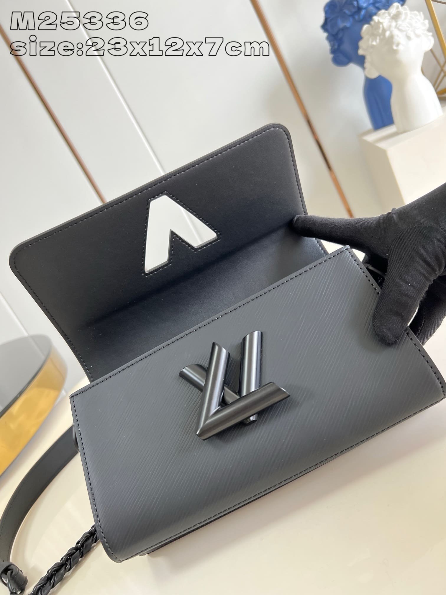 Louis Vuitton Twist West Matte Epi Leather - Image 4