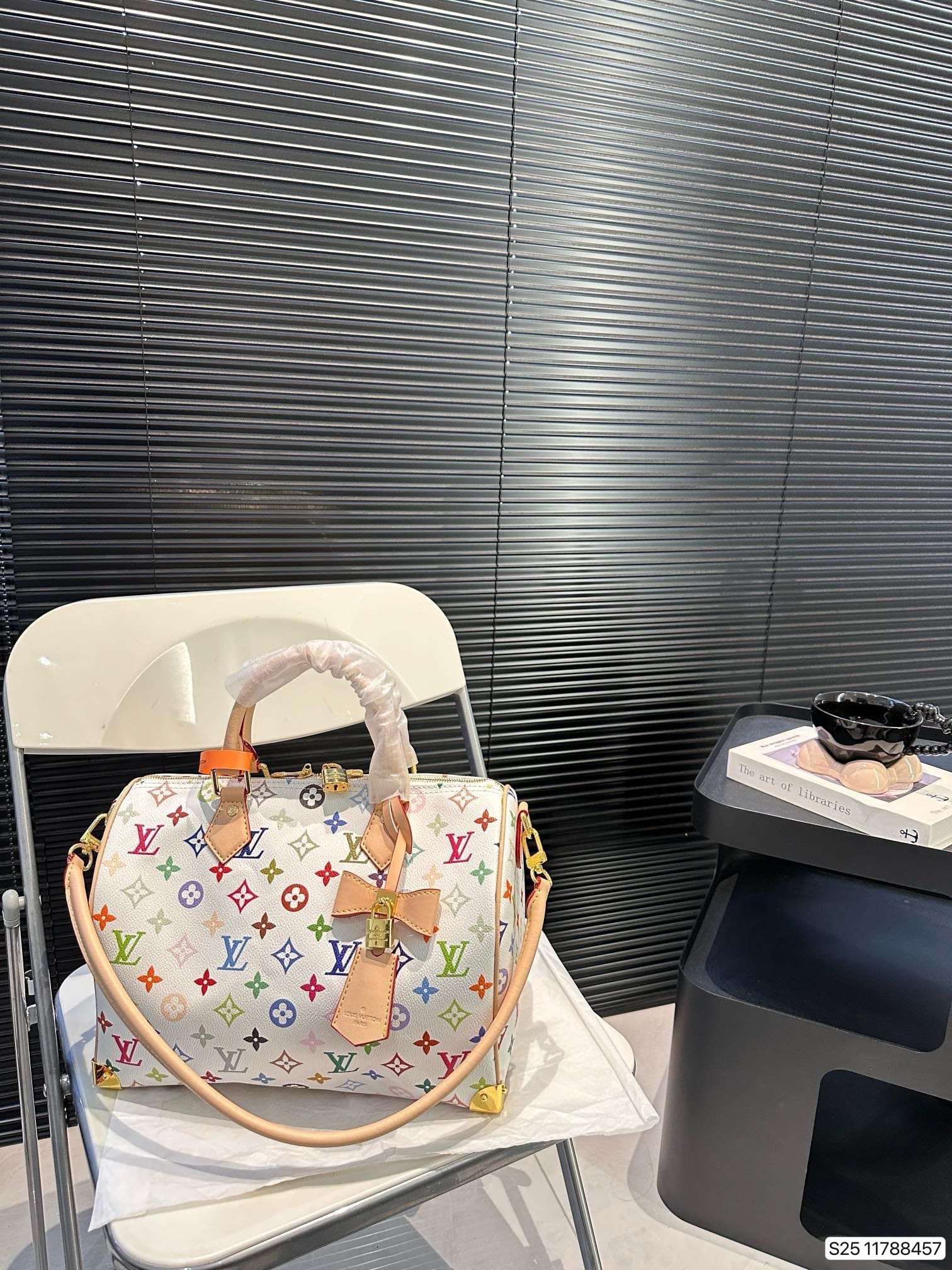 Louis Vuitton x TM Speedy Monogram - Image 4