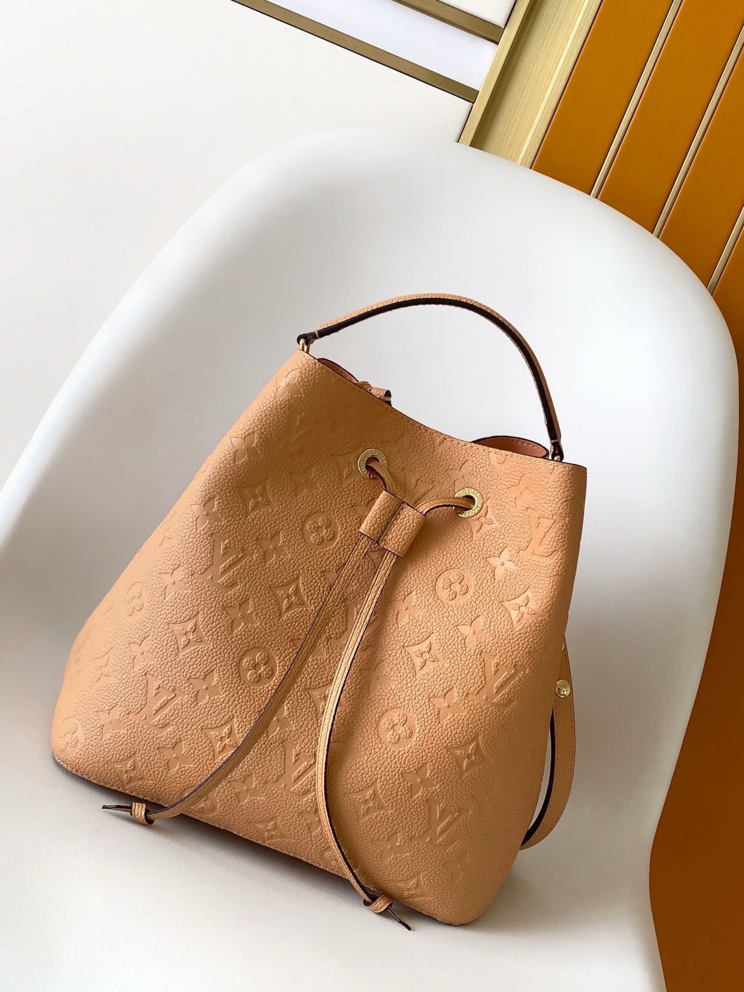 Alternative view of Louis Vuitton NéoNoé MM Empreinte