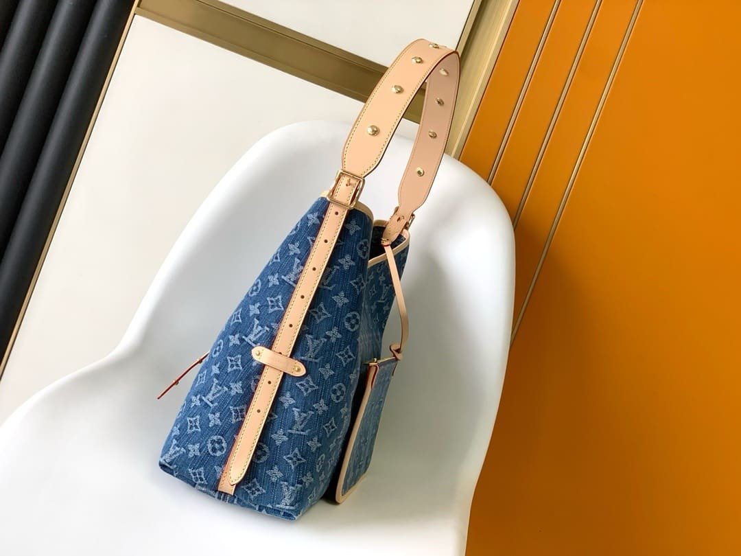 Louis Vuitton CarryAll MM Organic Denim - Image 4