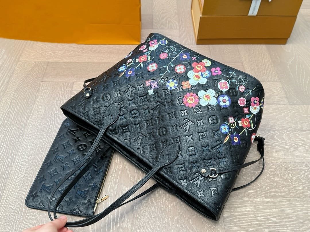 Louis Vuitton LV x TM Neverfull MM - Image 4