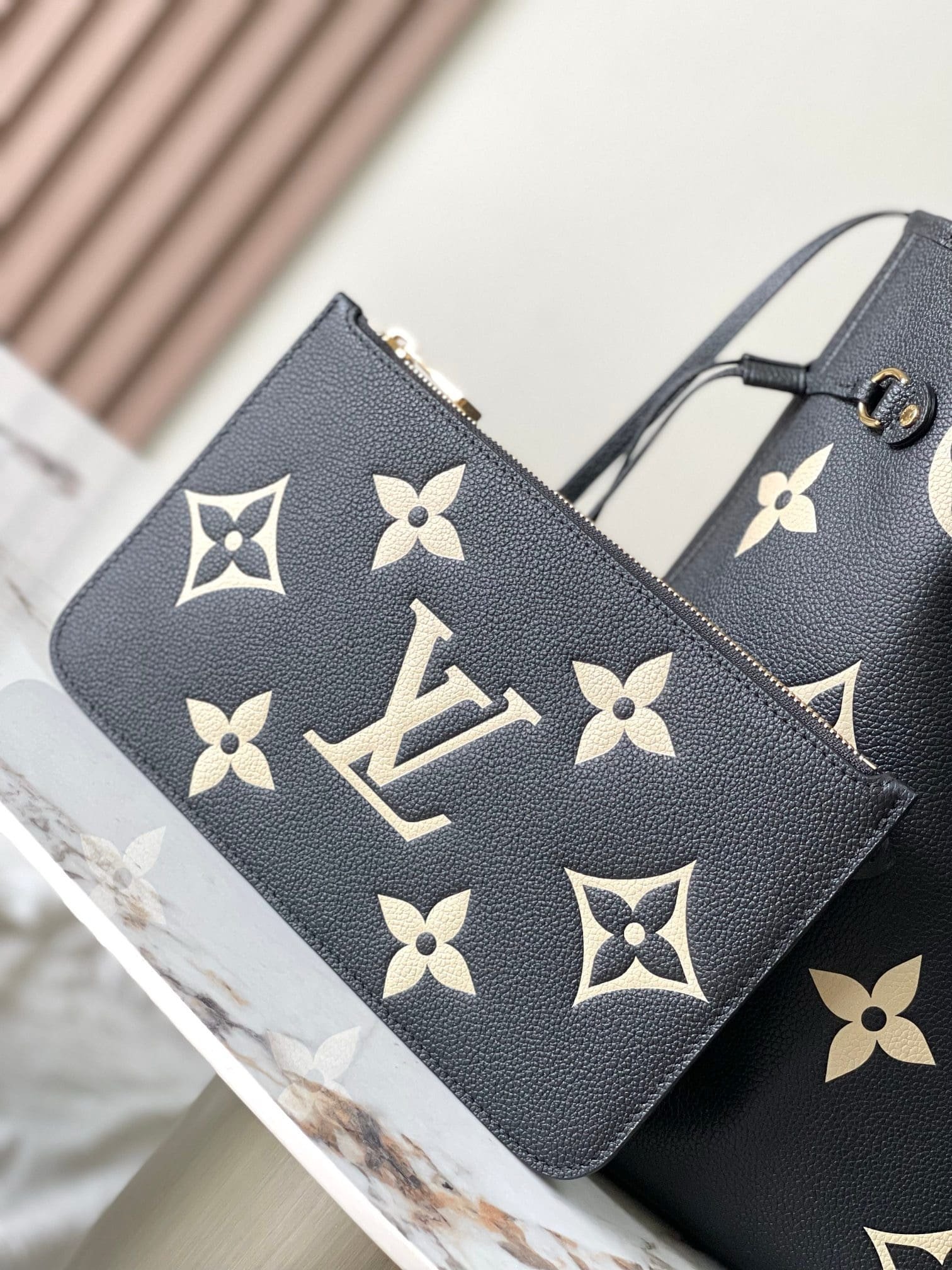 Louis Vuitton M58907 Neverfull MM - Image 10