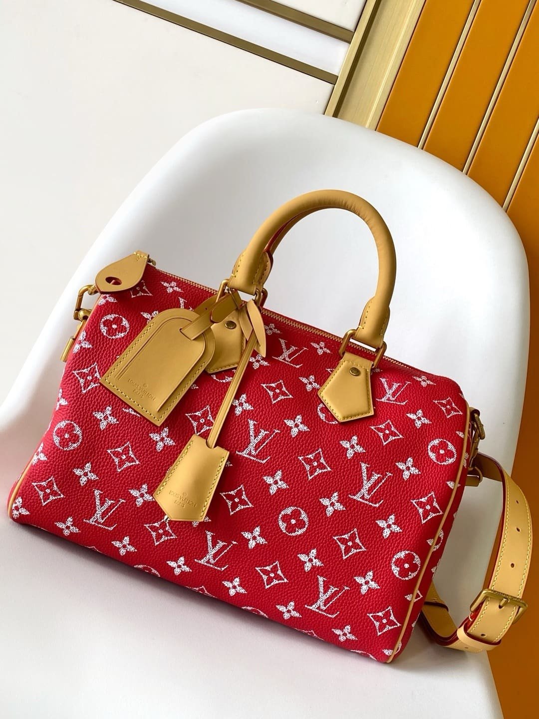 Alternative view of Louis Vuitton Speedy P9 Bandoulière 30