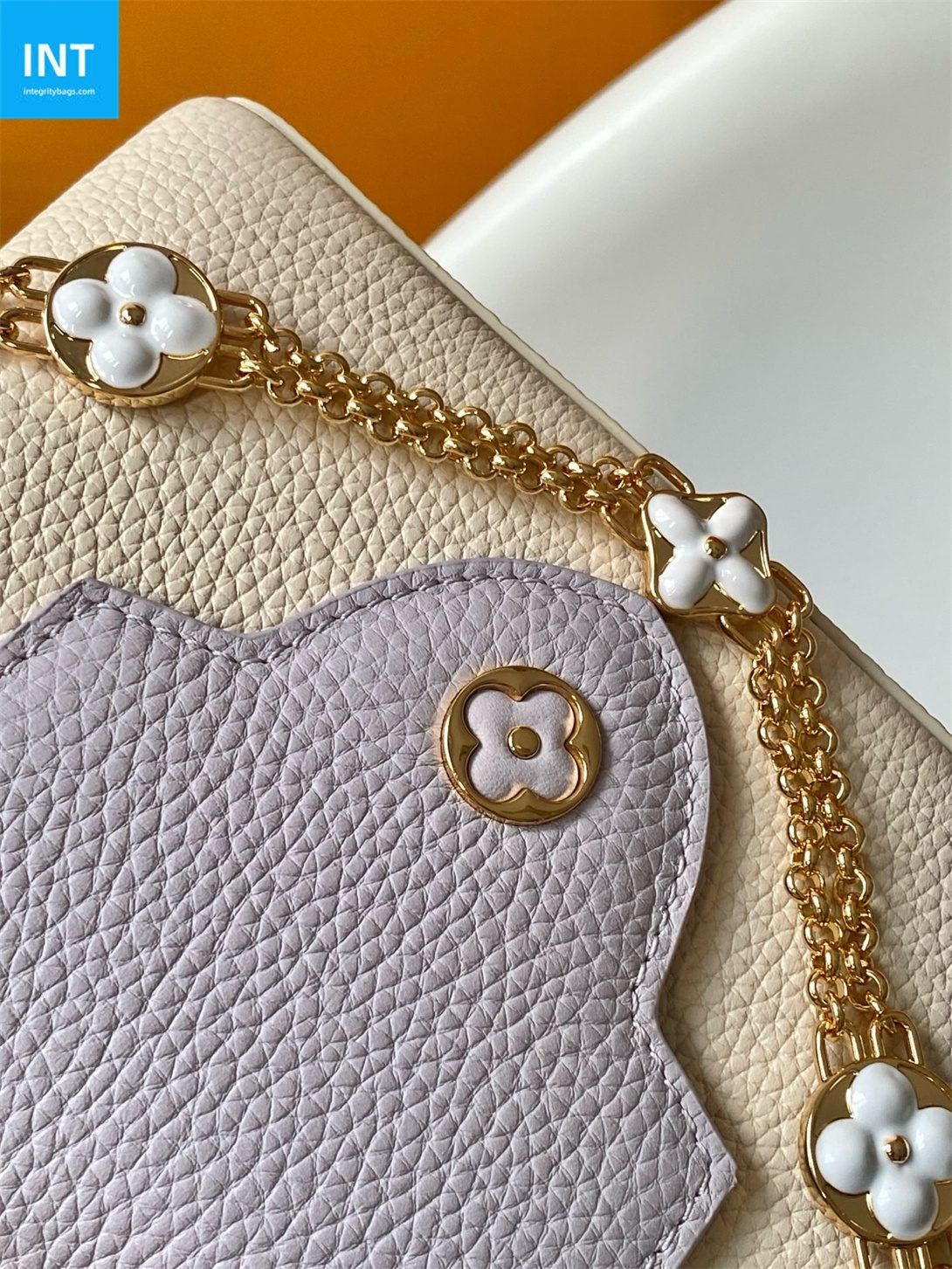 Louis Vuitton Capucines Mini Taurillon - Image 8