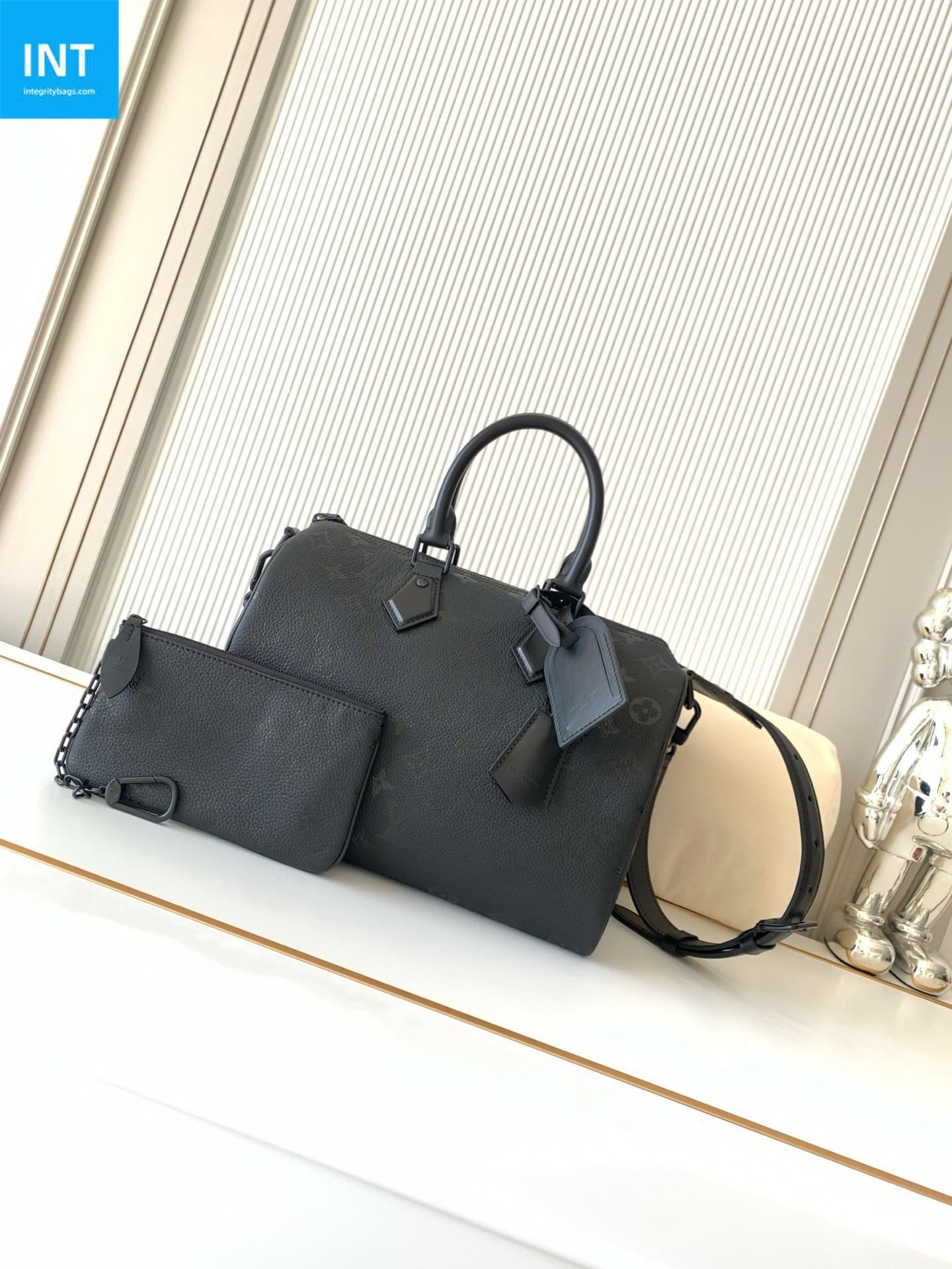 Louis Vuitton Speedy P9 30 Black Cowhide - Image 5